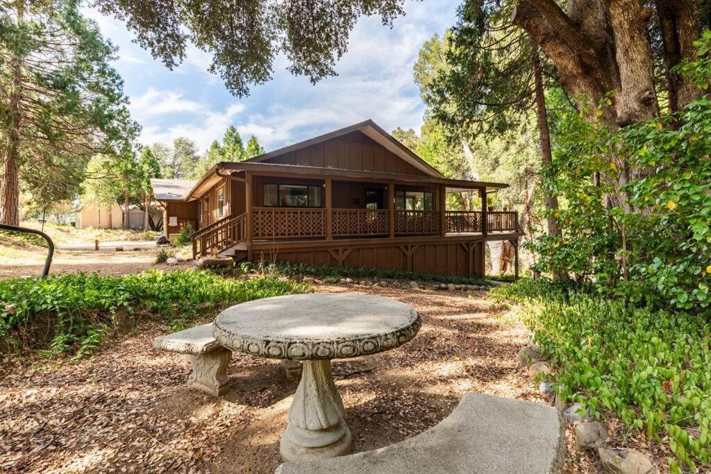 Ponderosa Creekside Retreat Villa Mariposa Ngoại thất bức ảnh