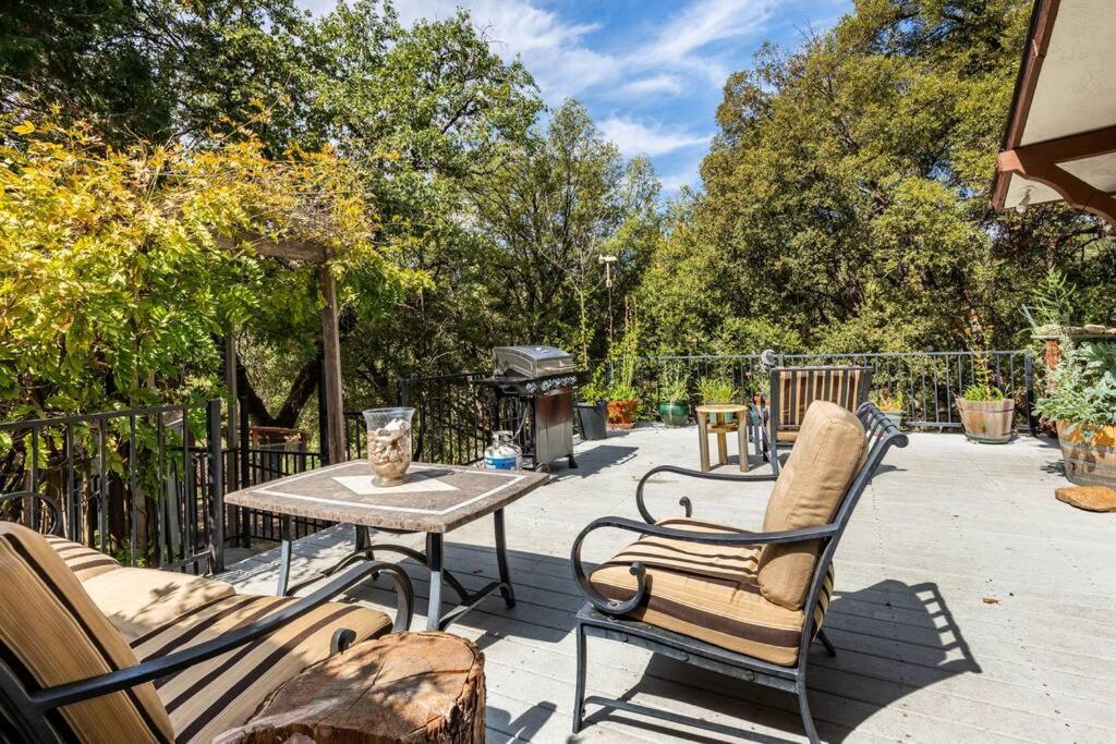Ponderosa Creekside Retreat Villa Mariposa Ngoại thất bức ảnh